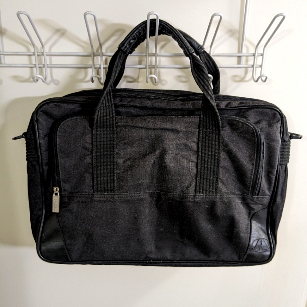 🌕 Vintage Avenues America briefcase